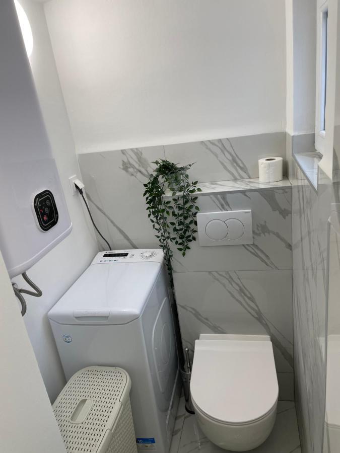 Apartment Studio Beauty In Centar Pula Exterior photo